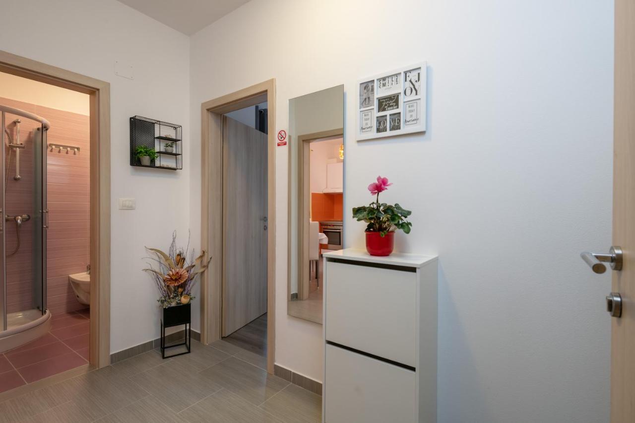 Apartments Greta & Ivona Pula Exterior photo
